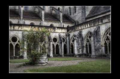 abbaye de noirlac.jpg