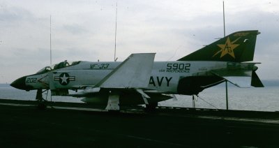 VF33-4 AG202.jpg