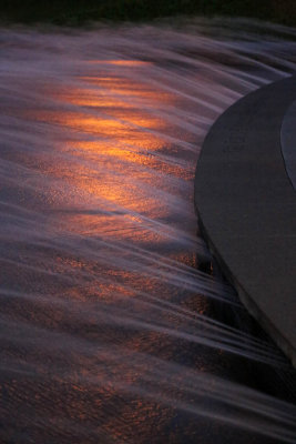 fountain at night