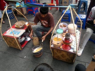 Penjual Kerak Telor