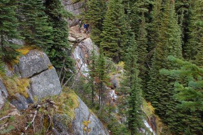 Trail to Lake Agnes