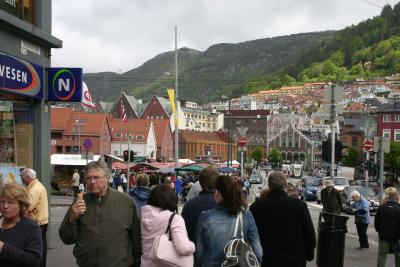 Saturday Crowds