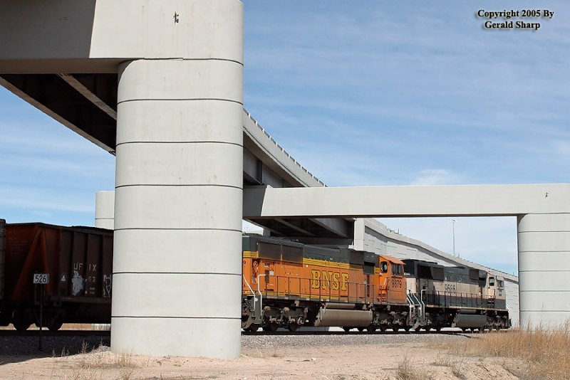 bnsf9686_at_west_barr.jpg