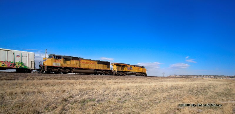 up7645east_west_of_pine_bluffs.jpg