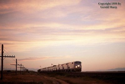 amtrak_4_at_minderman4.jpg