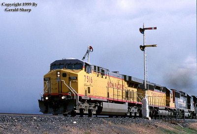 up7516east_at_robsart.jpg