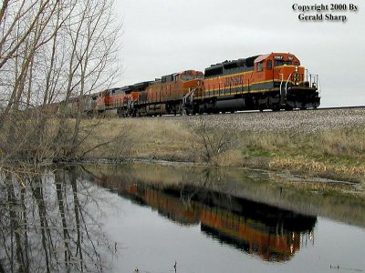 bnsf7867west_westof_roggen.jpg