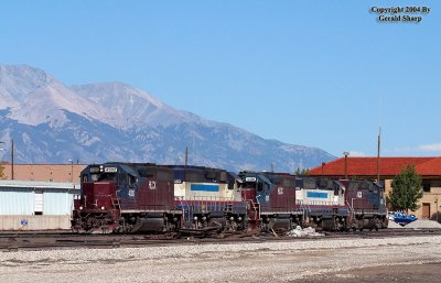 HLCX 4302 At Alamosa, CO.jpg