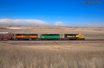 bnsf6336east_at_east_tonville.jpg