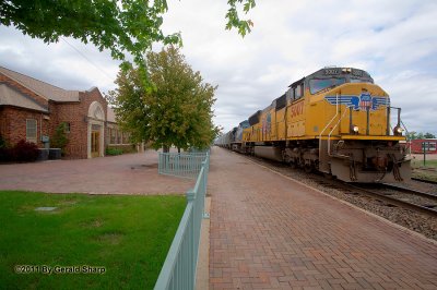 up5007_south_at_greeley.jpg