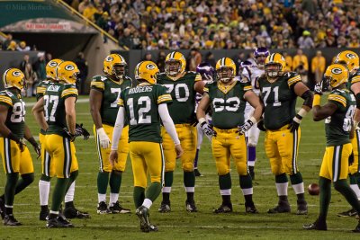 Aaron Rodgers and the Green Bay Packers Offensive Unit
