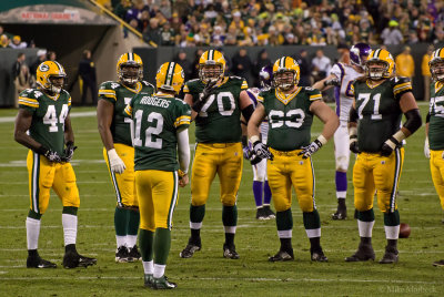 Aaron Rodgers and the Green Bay Packers Offensive Line