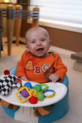2011-05-02 Bumbo Noah_P004.jpg