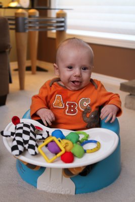 2011-05-02 Bumbo Noah_P007.jpg