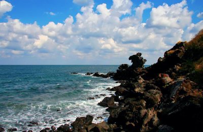 Yongduam (Dragon's Head Rock)