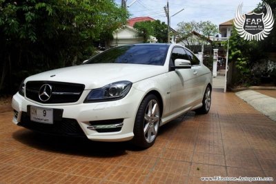 C204 C-Class Coupe C63 Style.jpg