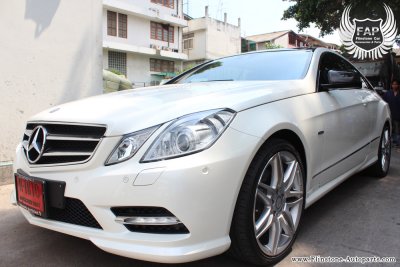 W207 E-Class Carbon SL-Style.jpg