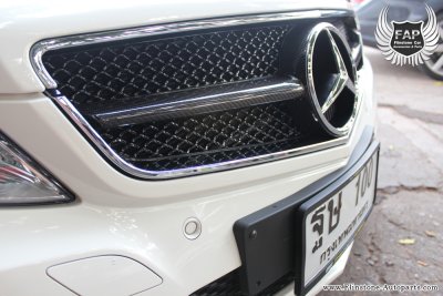 W207 E-Class Carbon SL-Style.jpg