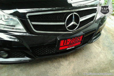 C204 C-Class Coupe C63 Style.jpg