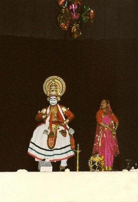 Film 9 No 21 Kathakali Dancers.jpg