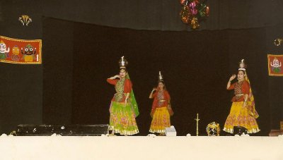 Film 9 No 22 Indian Dancers.jpg