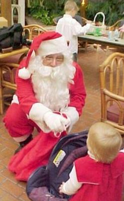 santacoxkneels.jpg