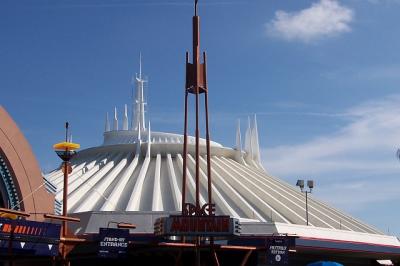 SpaceMountainRoofline.jpg