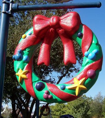 ToontownXmasWreath1.jpg