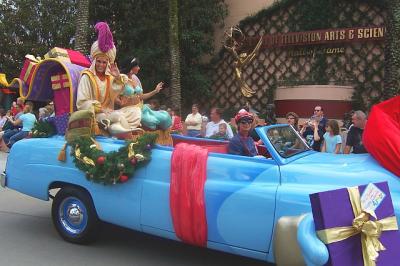 MGMXmasParadeAladdin.jpg