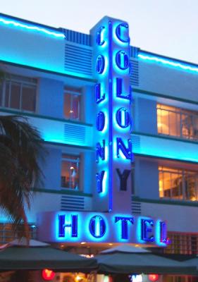 MiamiSouthBeachBuildings5.jpg