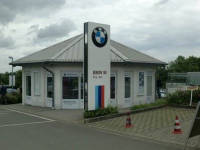 BMW Ring Taxi office