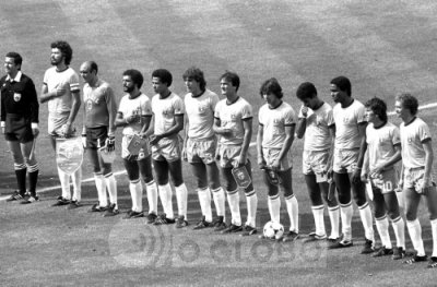 SELEO CONTRA A ARGENTINA 1982.jpg
