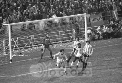 a batalha de rosrio - brasil x argentina copa 1978.jpg