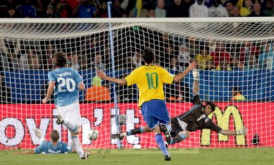 brasil 3 itlia 0 - copa das confederaes 2009.jpg