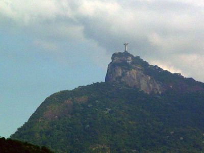 No Corcovado, o Redentor