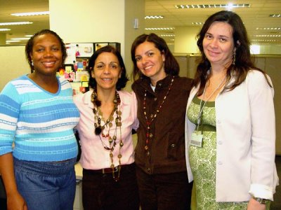 Consu com Andrea, Fran e Jlia