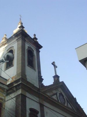 Torre e fachada superior
