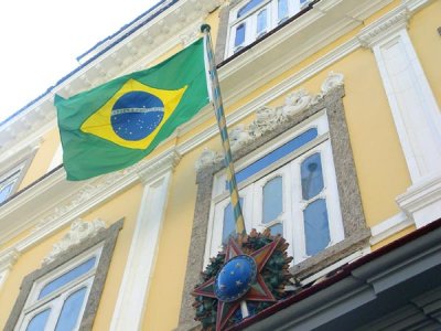 O Braso da Repblica e a Bandeira Nacional