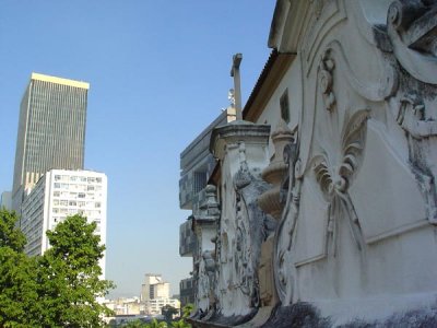 Convento de Santo Antnio + Prdios do Banco do Braisl e do Liceu Literrio Portugus ao fundo