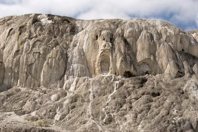 MammothHotSpring.jpg