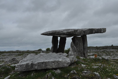 Poll Na Bron dolmen