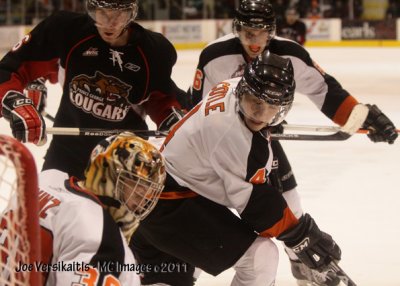 joev3826vsCougars.jpg