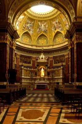 Hungary - St. Stephen's Basilica (2).jpg