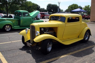 Little yellow coupe