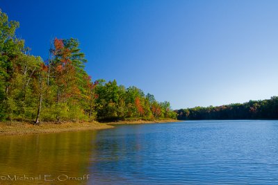 Kerr Lake Signs of Fall