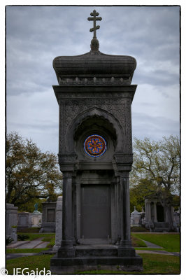 Lake Lawn Cemetery DSC_5179.jpg
