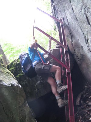 ladders bij sortie supérieure des gorges