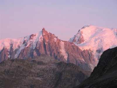 Aiguille du Midi  en  Mont Blanc du Tacul