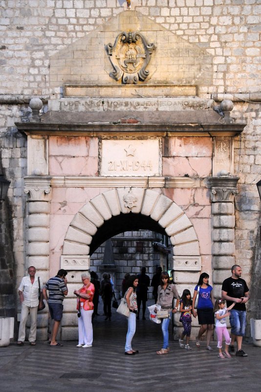 Sea Gate