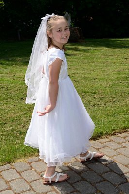 Cami_1st_Communion_72pi_228.jpg